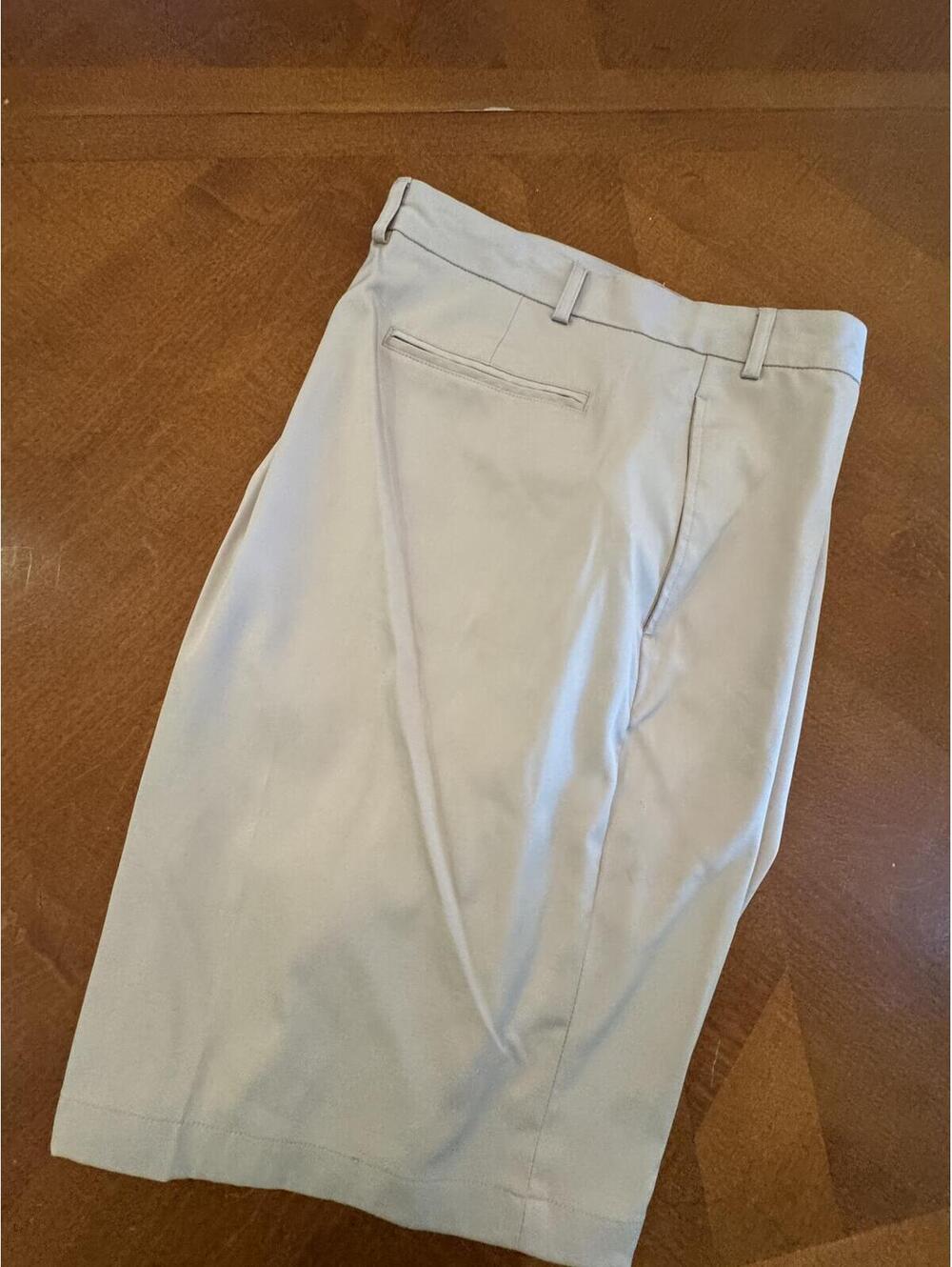 Slazenger Classic Khaki Shorts 42 waist